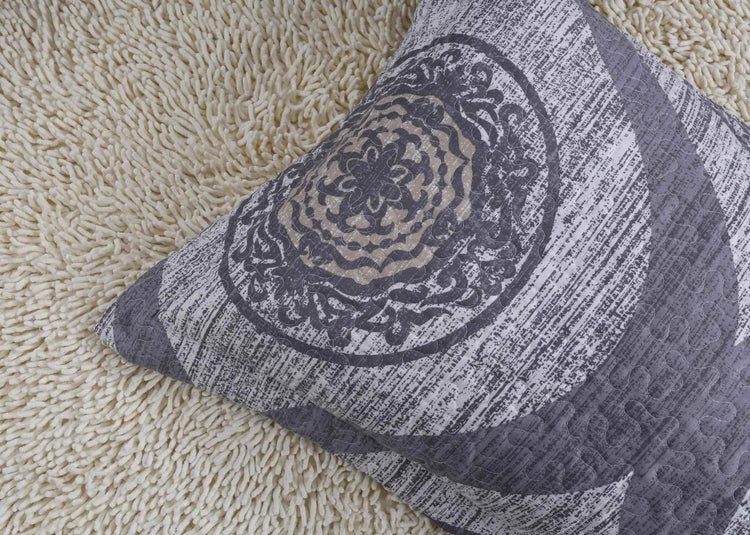 DaDa Bedding Rustic Grey Mosaic Distressed Medallion Reversible Quilted Bedspread Set (SD16299) - GiFTiFY