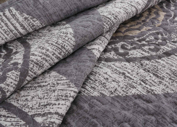 DaDa Bedding Rustic Grey Mosaic Distressed Medallion Reversible Quilted Bedspread Set (SD16299) - GiFTiFY