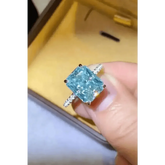 Blue Gemstone 2 Carat Moissanite Ring - GiFTiFY