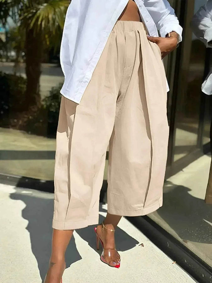 Plus Size Wide Leg Pleated Detail Cropped Pants - GiFTiFY