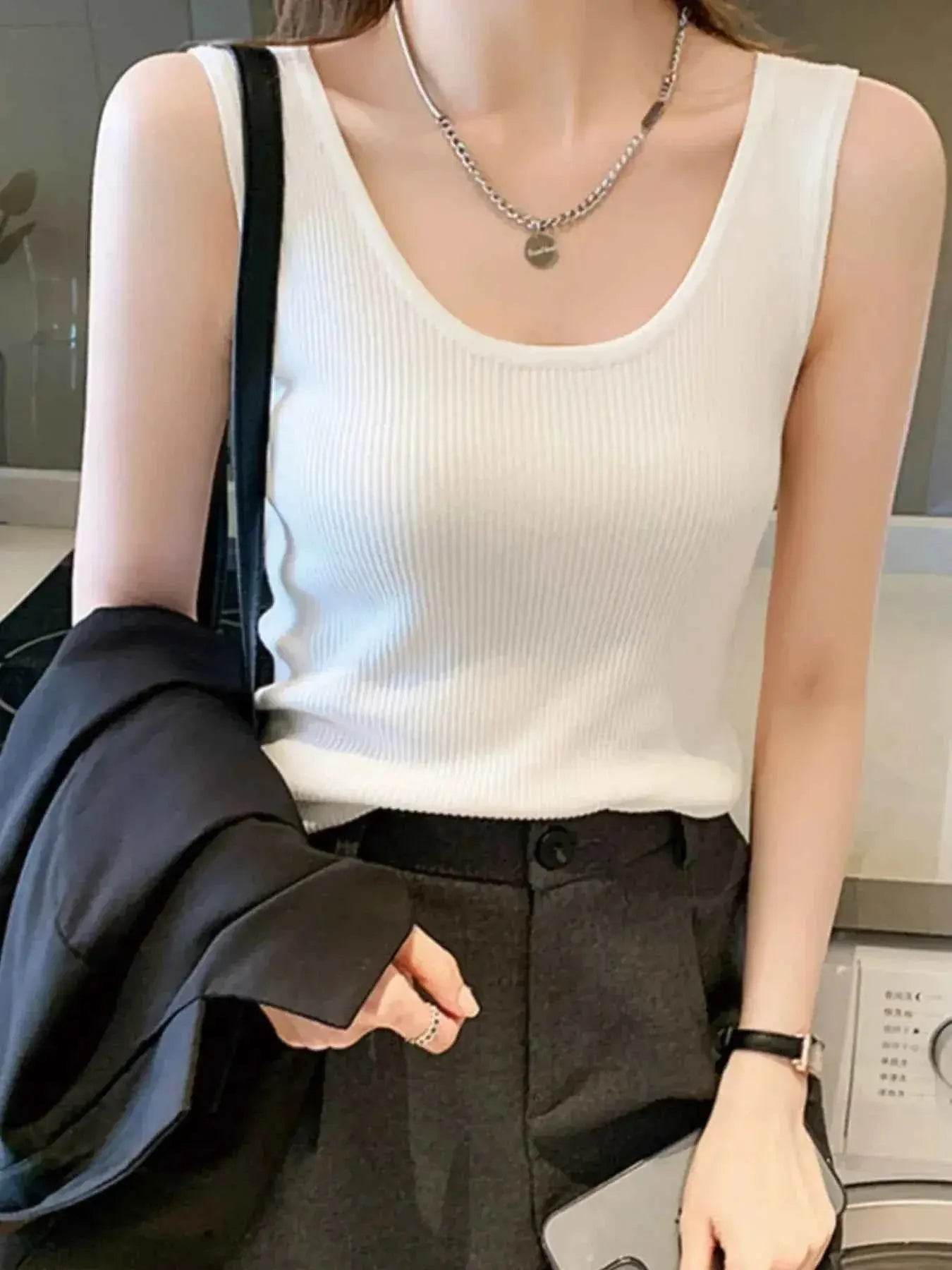 Plus Size Ribbed Scoop Neck Tank - GiFTiFY