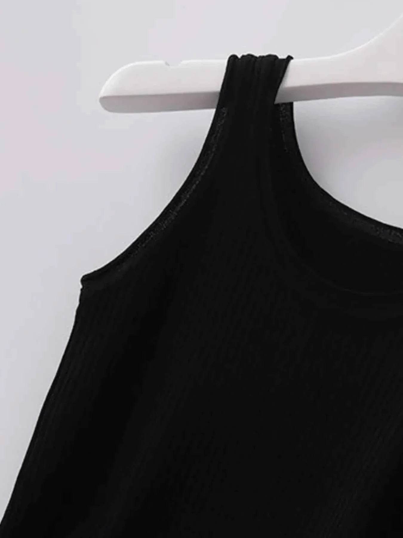 Plus Size Ribbed Knit Scoop Neck Tank Top - GiFTiFY
