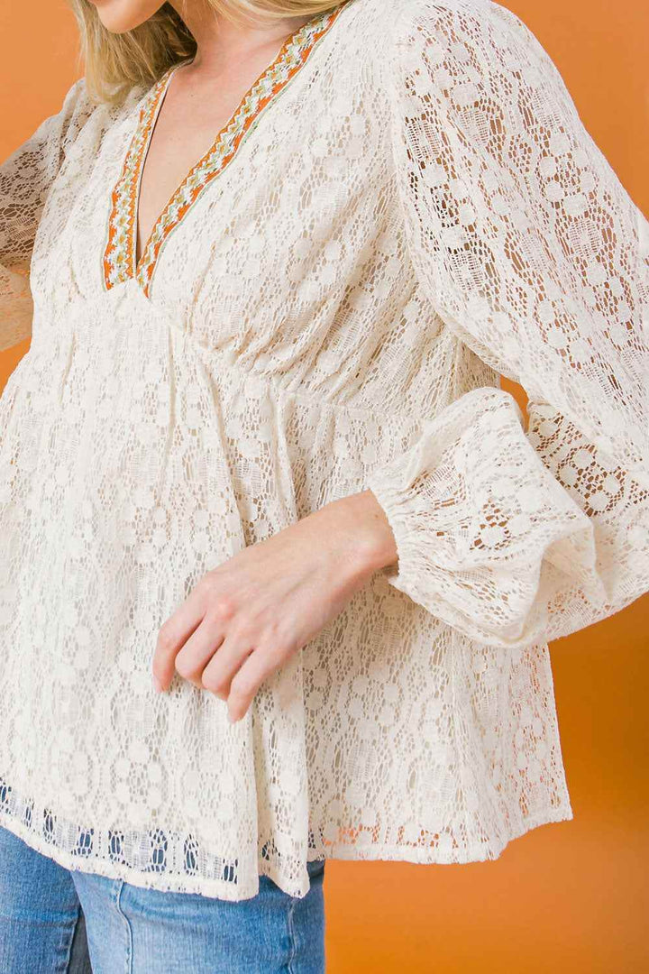 ESSENCE OF ELEGANCE LACE TOP - GiFTiFY