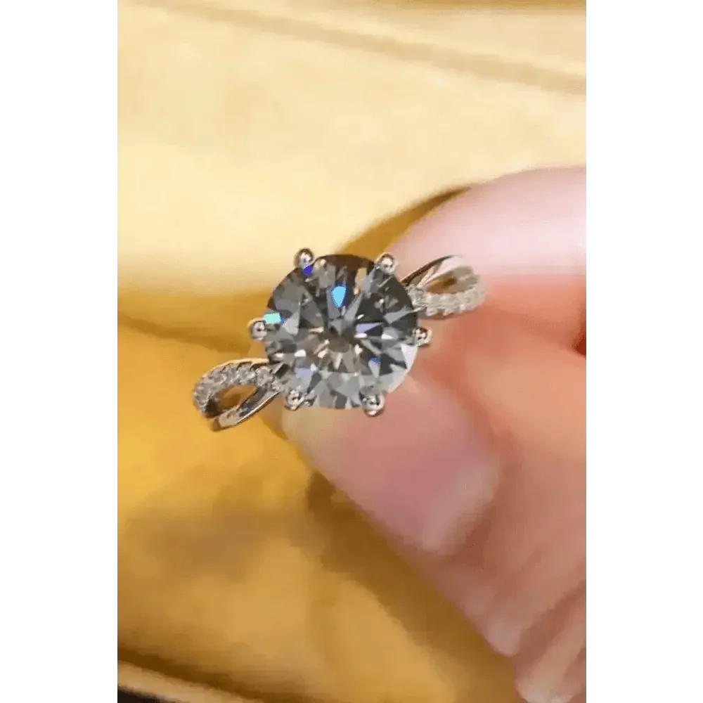 Diamond Twisted Band Ring Turn Heads 2 Carat Moissanite Ring Jewlery by Trendsi