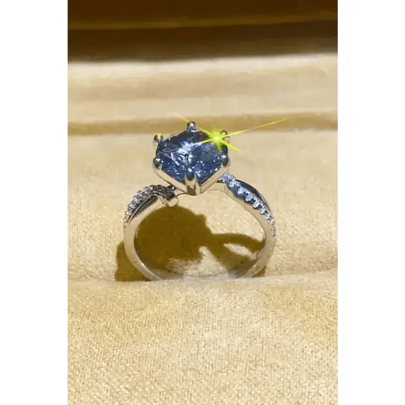 Diamond Twisted Band Ring Turn Heads 2 Carat Moissanite Ring Jewlery by Trendsi