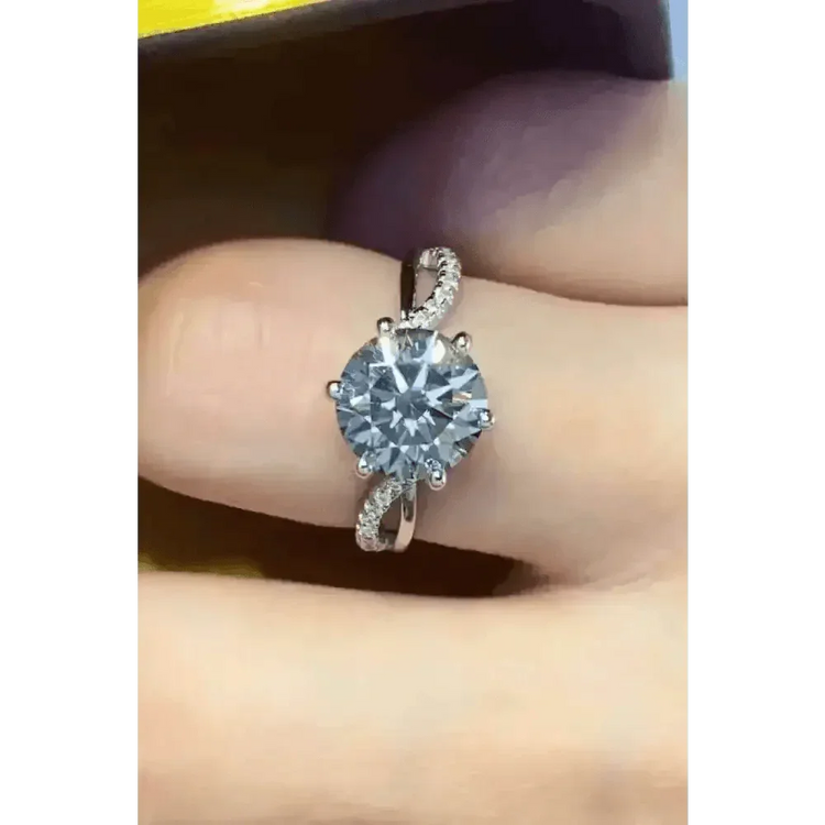 Diamond Twisted Band Ring Turn Heads 2 Carat Moissanite Ring - GiFTiFY