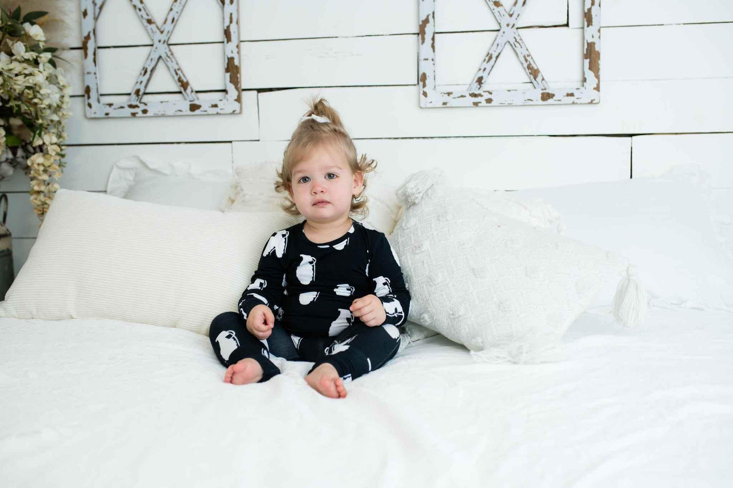 Color Blind Pineapple Zippie - GiFTiFY