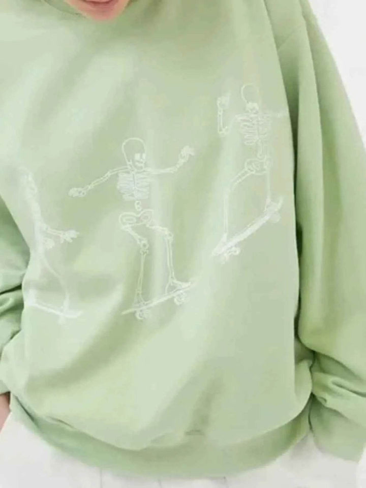 Skeleton Graphic Oversized Sweatshirt - GiFTiFY