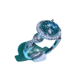 Emerald Green Moissanite Ring - GiFTiFY