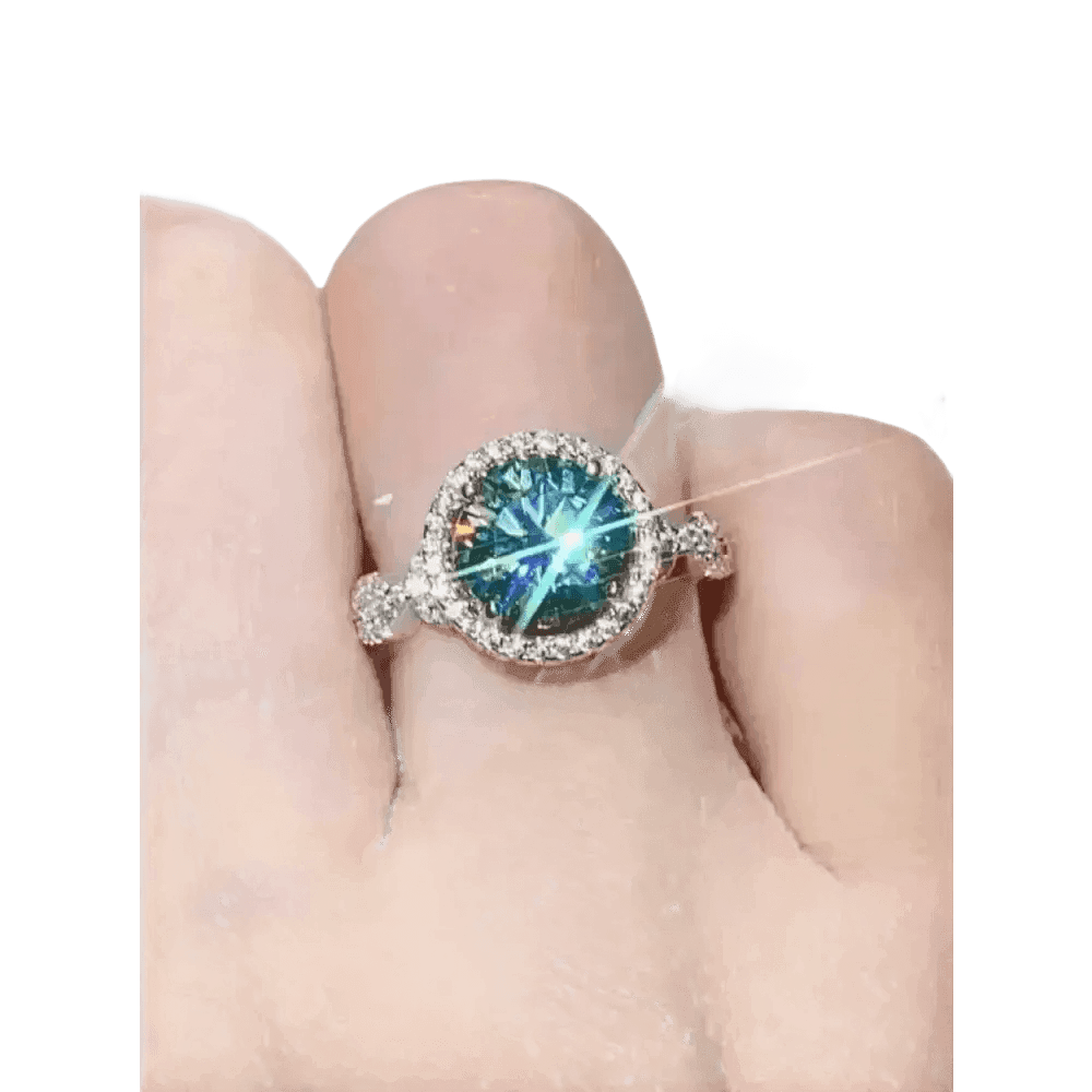 Emerald Green Moissanite Ring Jewlery by EBOYGIFTS