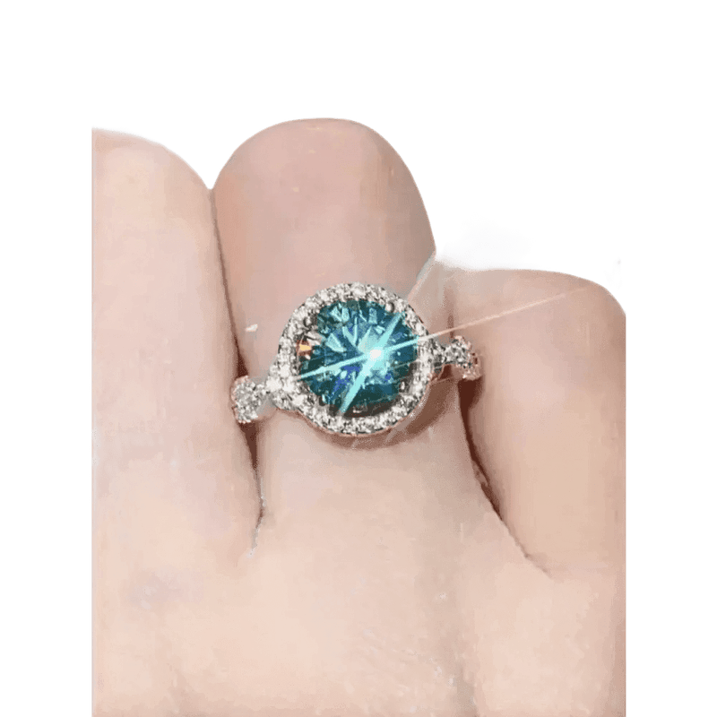 Emerald Green Moissanite Ring Jewlery by EBOYGIFTS