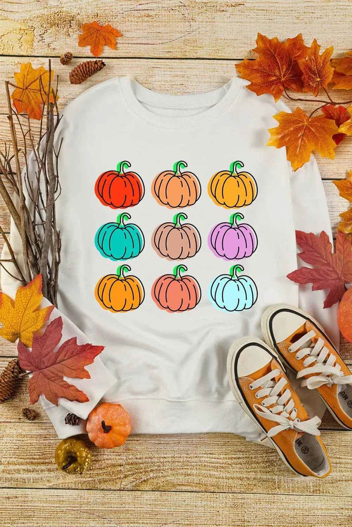 Pumpkin Graphic Long Sleeve Sweatshirt - GiFTiFY