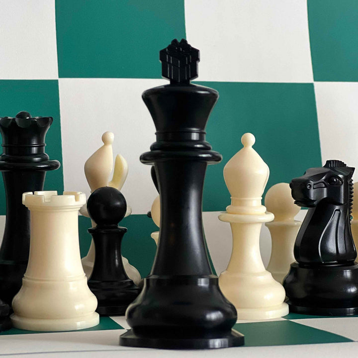 The Gift of Chess Lightweight Tournament Chess Set - GiFTiFY