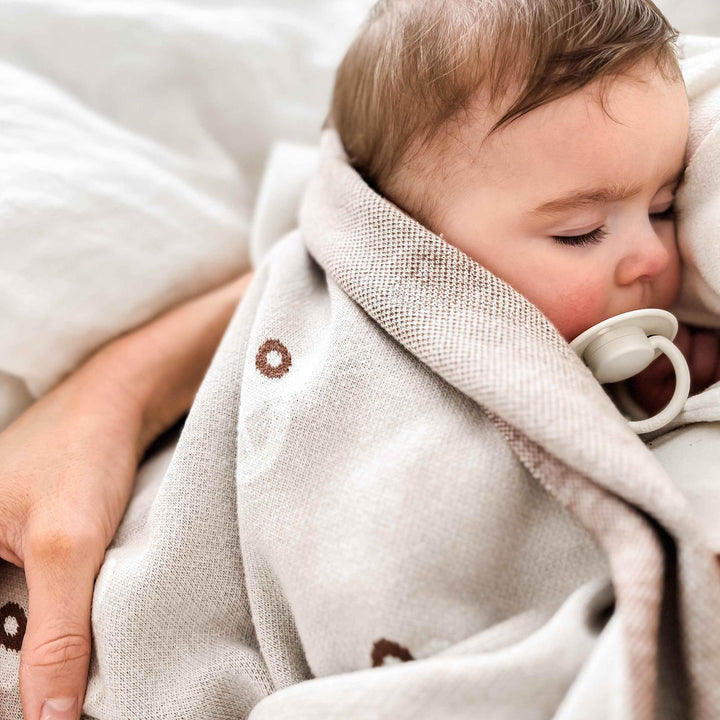 100% Cotton Luxury Knit Car Swaddle Blanket - GiFTiFY