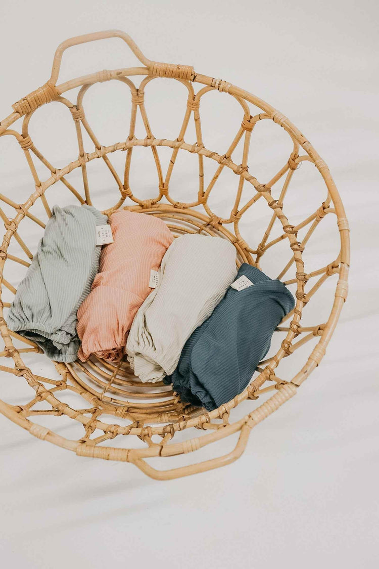 Oat Ribbed Crib Sheet - GiFTiFY