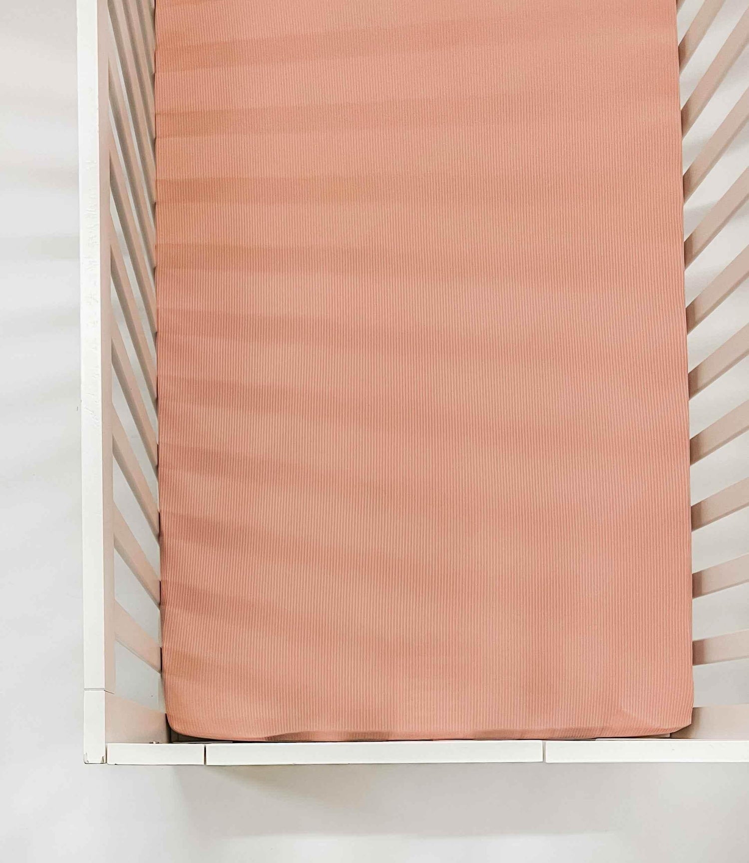 Peony Ribbed Crib Sheet - GiFTiFY