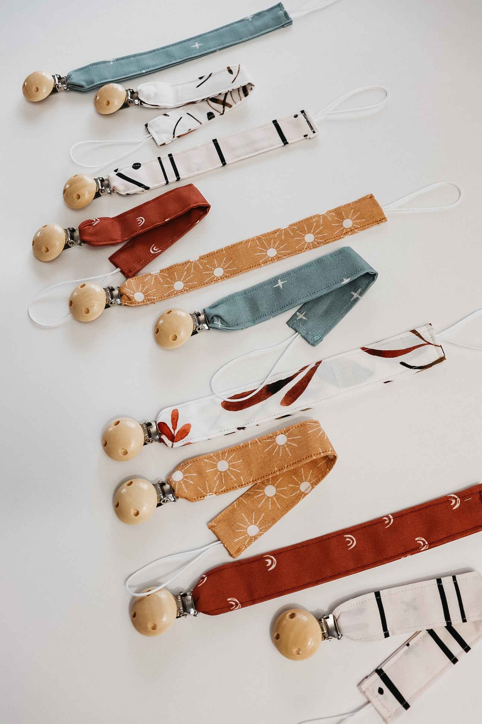 Dash Pacifier Clip