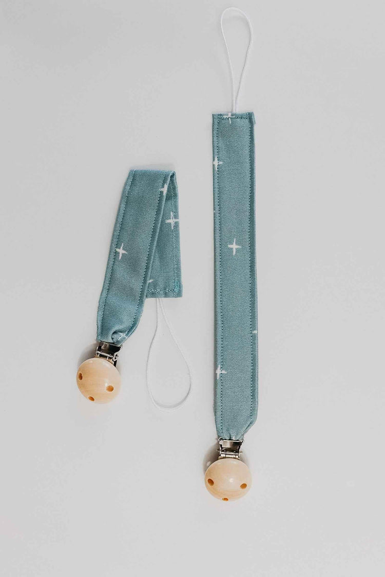 Twinkle Pacifier Clip - GiFTiFY