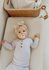 Oat Ribbed Changing Pad Cover - GiFTiFY