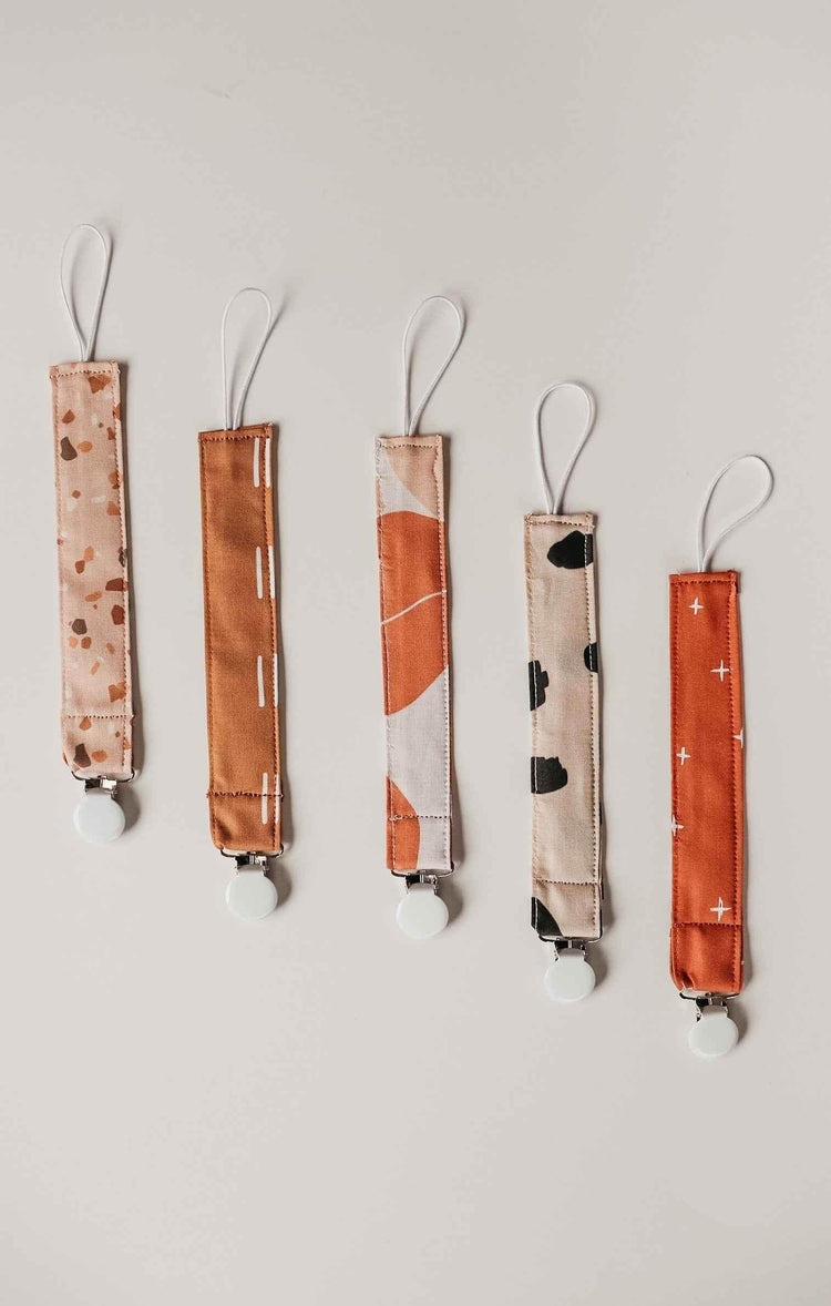 Starlight Pacifier Clip - GiFTiFY