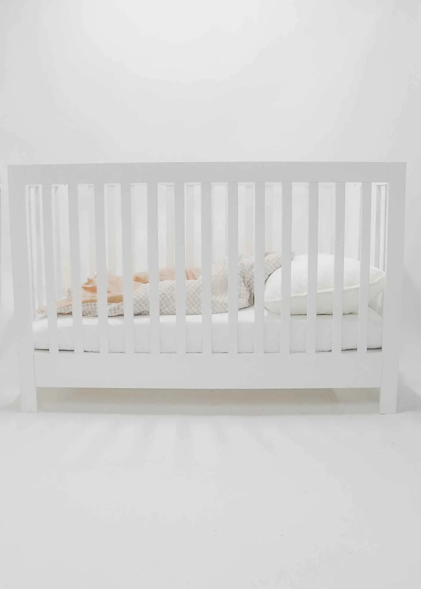 Chestnut Gingham Quilted Blanket - GiFTiFY