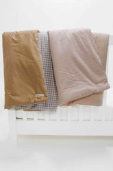 Chestnut Gingham Quilted Blanket - GiFTiFY