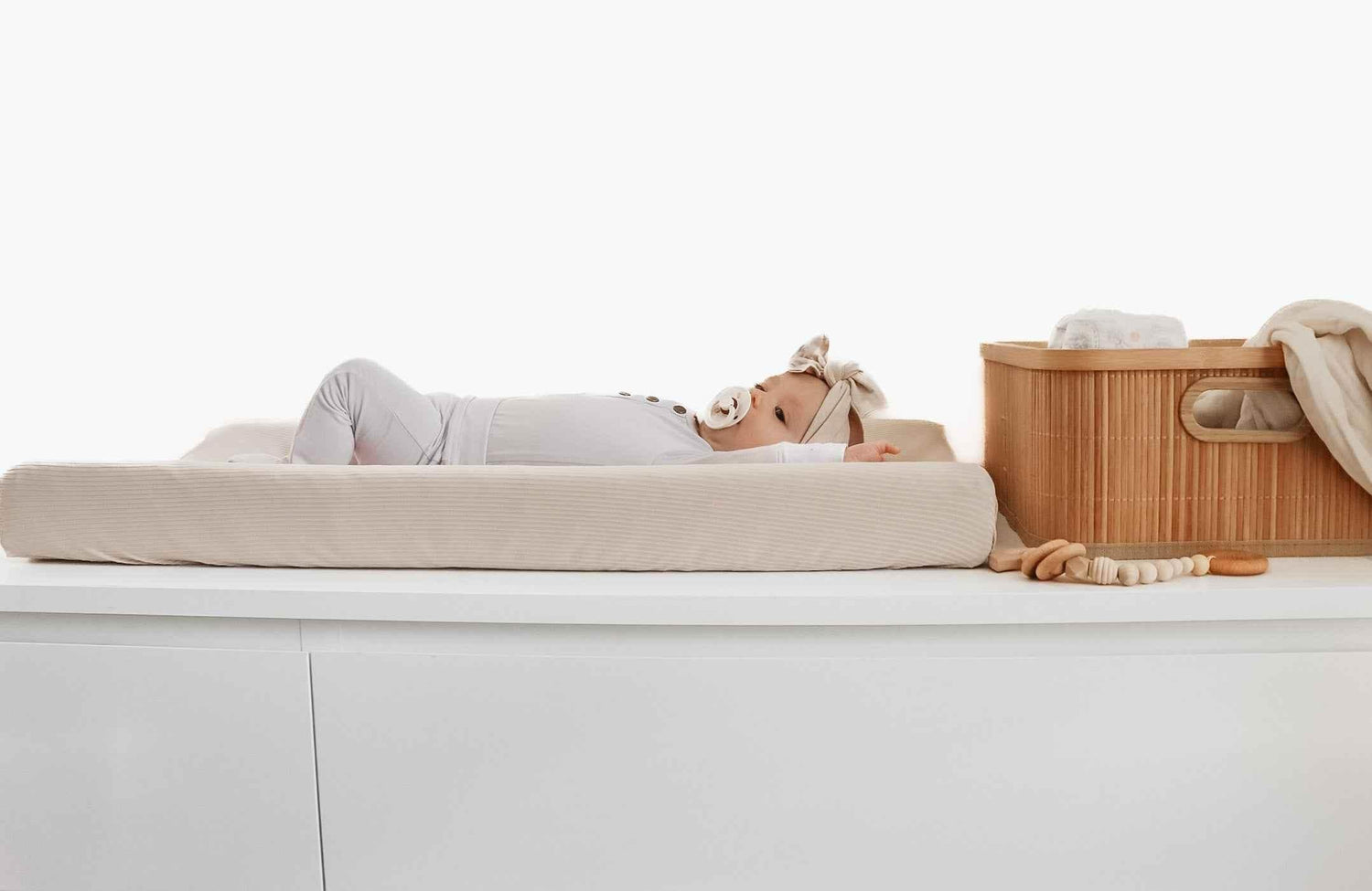 Oat Ribbed Changing Pad Cover - GiFTiFY