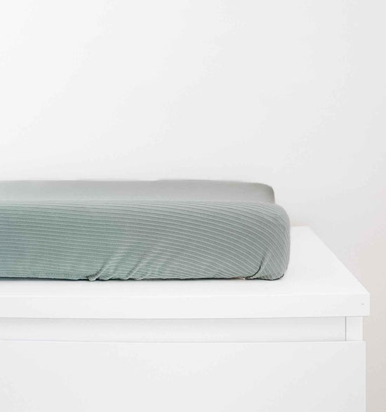 Seafoam Ribbed Changing Pad Cover - GiFTiFY
