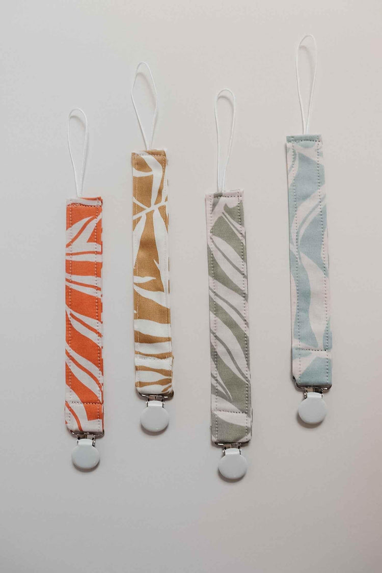 Gold Palm Pacifier Clip - GiFTiFY