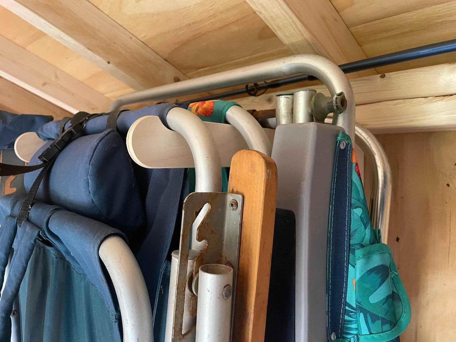 Lawn Chair Organizer – Shed Storage Rack for Yard Chairs - GiFTiFY