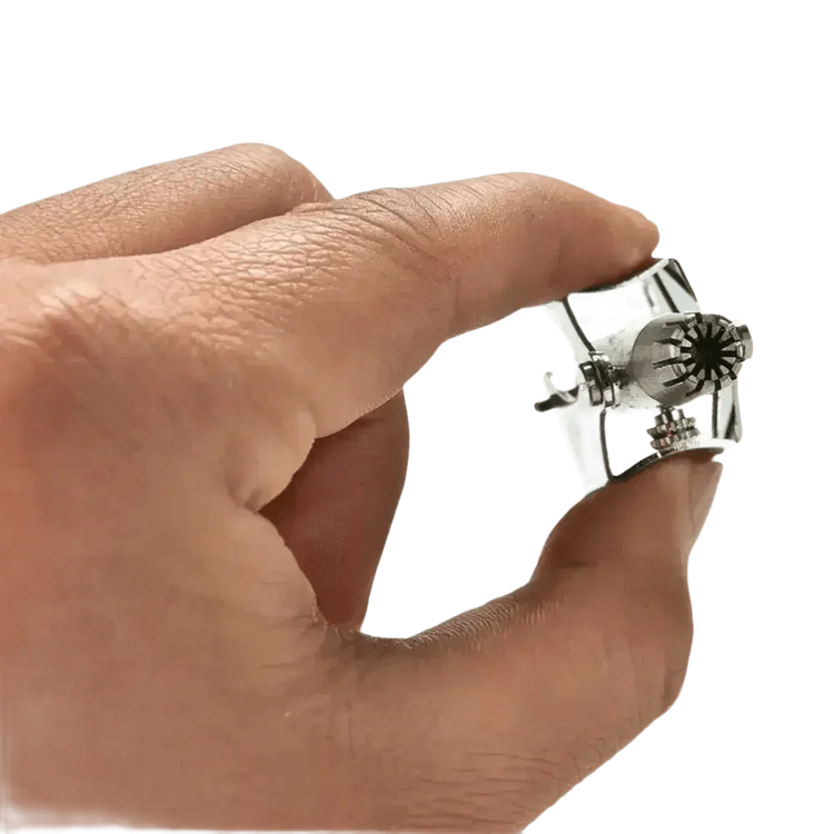 Manual Stainless Steel Nose Hair Trimmer - GiFTiFY