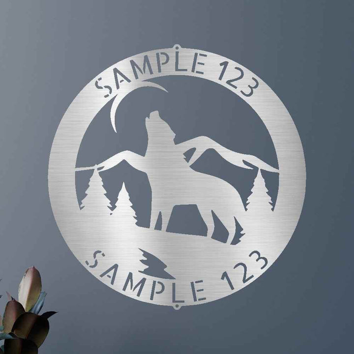 Howling Grey Wolf Personalized Gifts - Custom Metal Sign - GiFTiFY