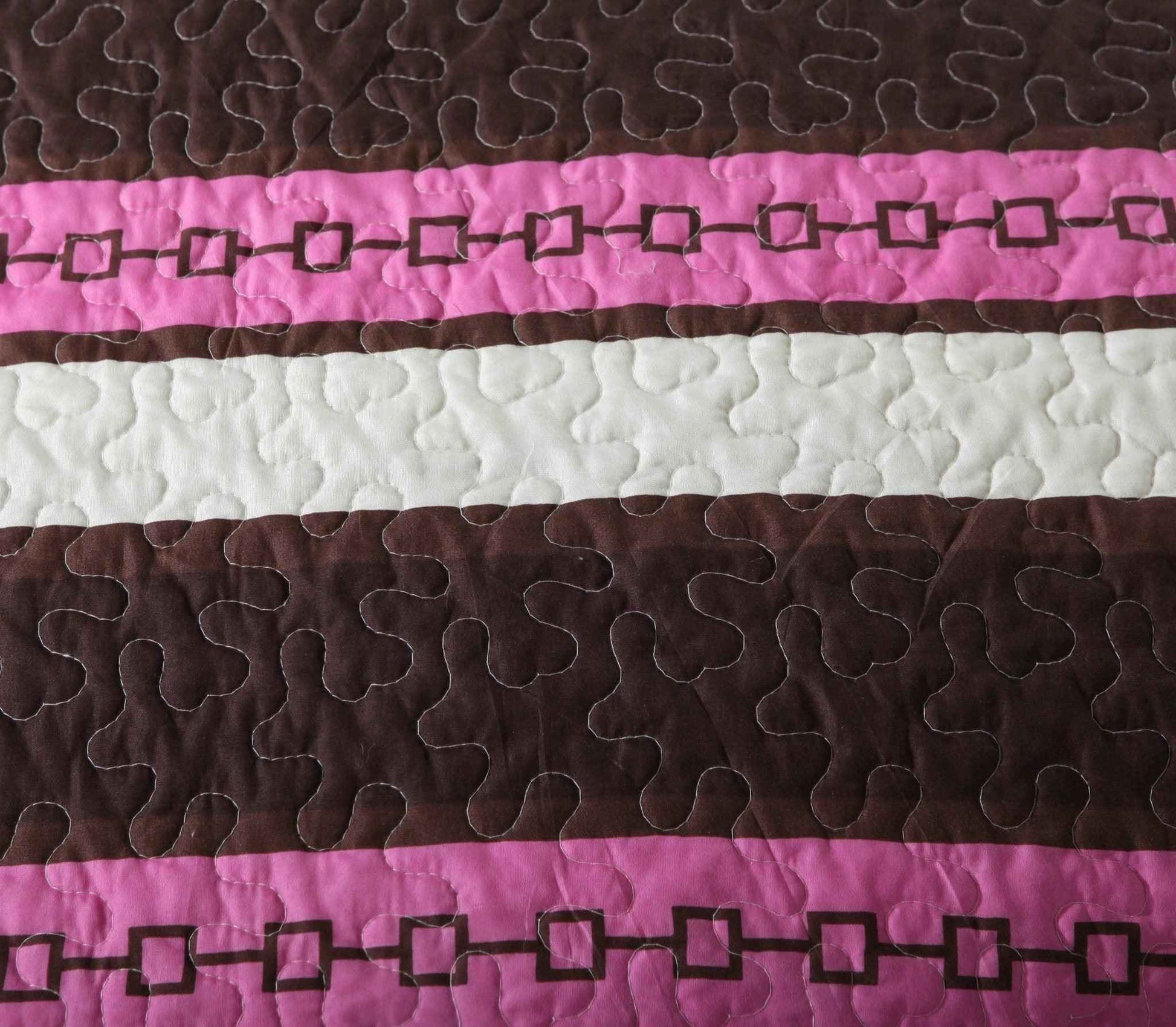 DaDa Bedding Bohemian Purple Blooms Floral Garden Pink Brown Bedspread Set (KBJ1629)