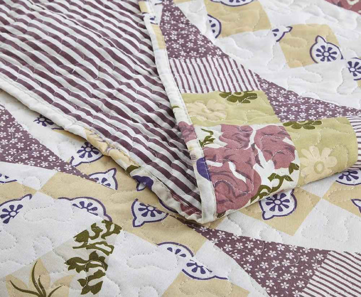 DaDa Bedding Wisteria Cottage Roses Floral Lightweight Quilted Bedspread Set (HS-1003) - GiFTiFY