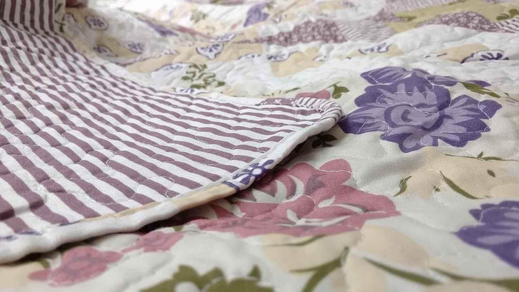DaDa Bedding Wisteria Cottage Roses Floral Lightweight Quilted Bedspread Set (HS-1003) Quilts by DaDalogy Bedding Collection