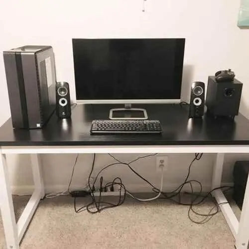Stylish Computer Desk for Home & Gaming Use Stylish Computer Desk by Zopi