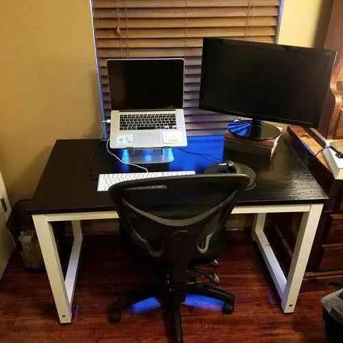 Stylish Computer Desk for Home & Gaming Use Stylish Computer Desk by Zopi
