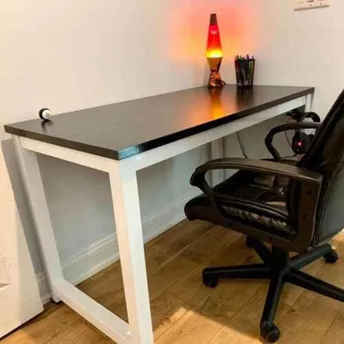Stylish Computer Desk for Home & Gaming Use Stylish Computer Desk by Zopi