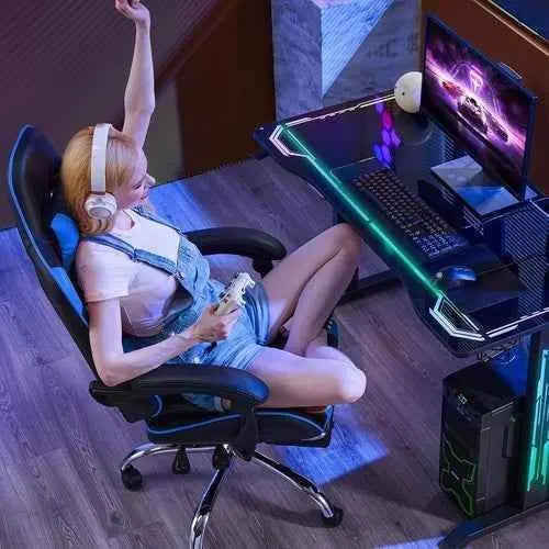 Ergonomic PU Leather Gaming Chair - Adjustable & Stylish Leather Gaming Chair by Zopi