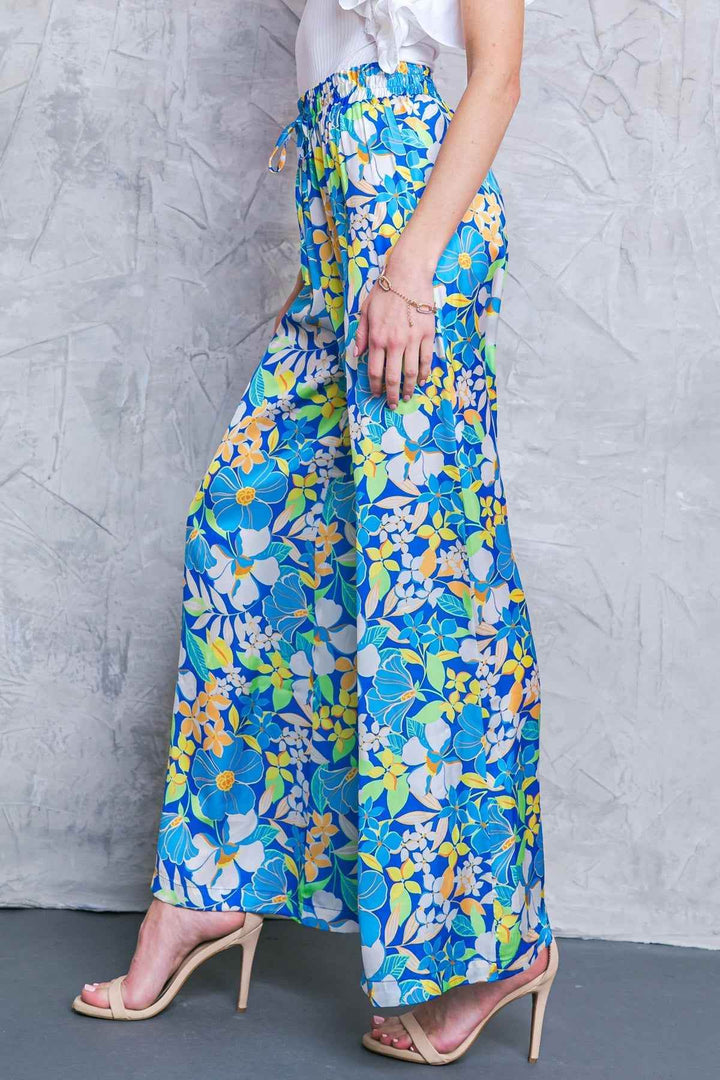 CRUISING THROUGH WOVEN PANTS - GiFTiFY