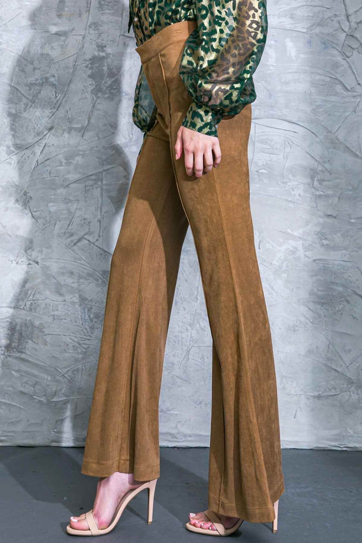 BREEZY BEAUTY SUEDE PANTS - GiFTiFY