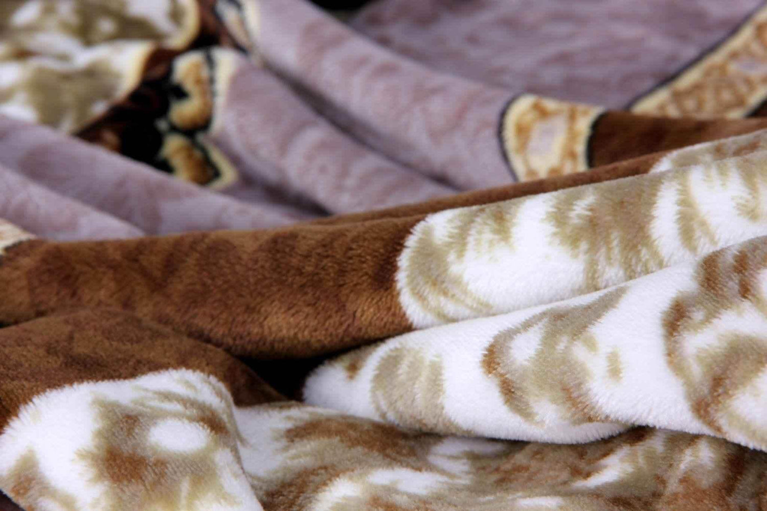 DaDa Bedding Elegant Twilight Lavender Brown Floral Flannel Mink Fleece Throw Blanket (XY9879) - GiFTiFY