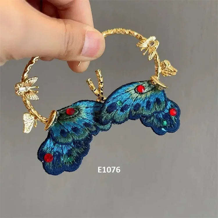 French Style Exaggerated Big Eyes Long Earrings Fashion Pearl Water Droplets Earring - GiFTiFY