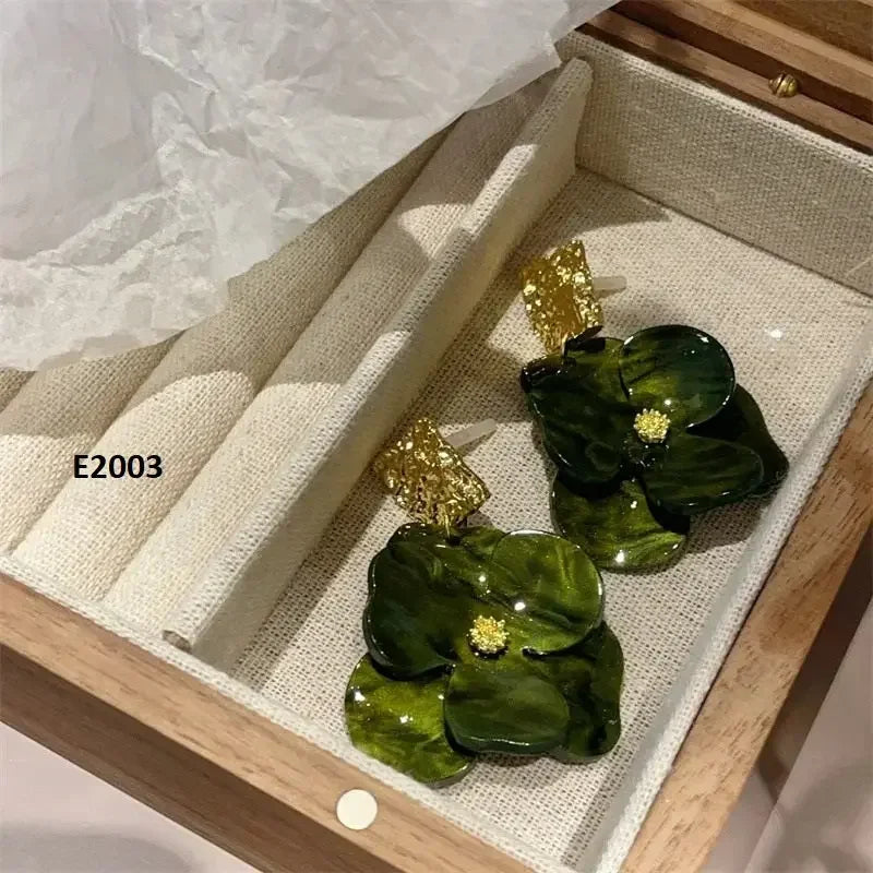 French Style Exaggerated Big Eyes Long Earrings Fashion Pearl Water Droplets Earring - GiFTiFY