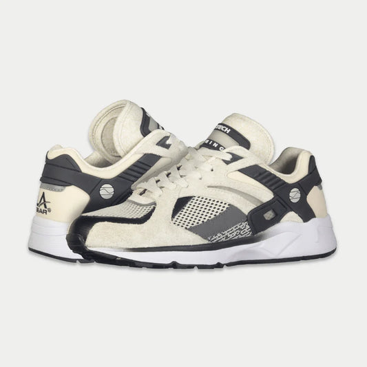 LA GEAR WOMEN'S CATAPULT LOWTOP LA Gear