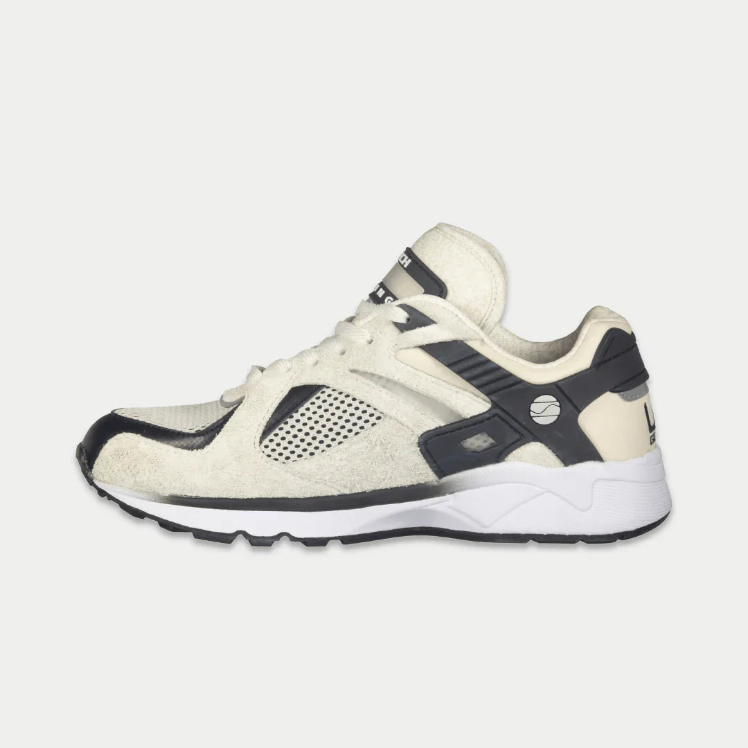 LA GEAR WOMEN'S CATAPULT LOWTOP LA Gear